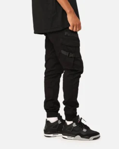Carré Transition Cargo Joggers Black/Black 13 Carré Transition Cargo Joggers Black/Black -Champions Style 03004115 YB015 mens 0060