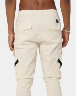 Carré Transition Cargo Jogger Off White -Champions Style 03004115 YO007 mens 080
