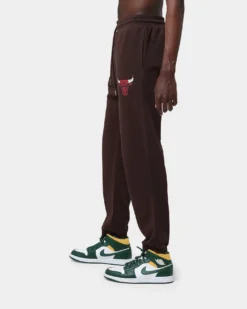 Mitchell & Ness Chicago Bulls Lux Brown Sweatpants Baroque Brown 13 Mitchell & Ness Chicago Bulls Lux Brown Sweatpants Baroque Brown -Champions Style 03007907 YX336 mens 0060