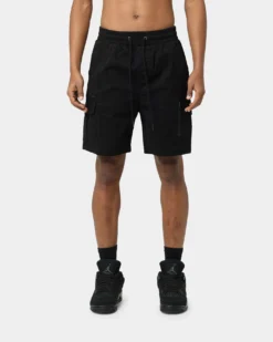 Carre Evolution Cargo Short Black -Champions Style 03008690 YB001 mens 00030