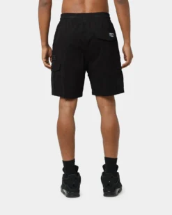 Carre Evolution Cargo Short Black -Champions Style 03008690 YB001 mens 00040