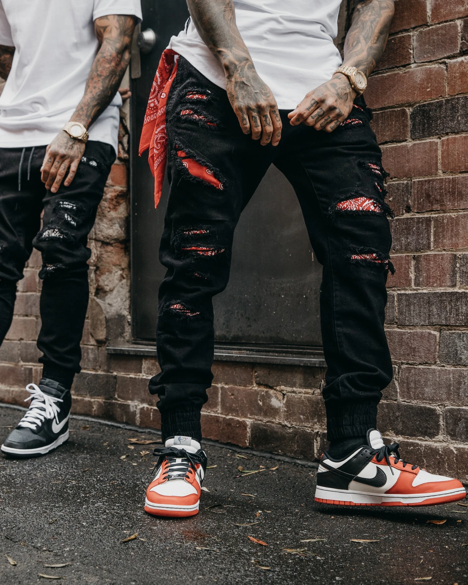 Saint Morta Bandana Summum Joggers Black/Red 1 Saint Morta Bandana Summum Joggers Black/Red