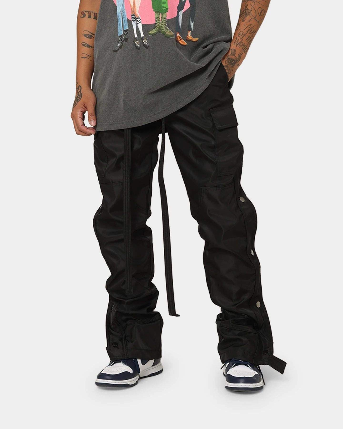 MNML Snap Zipper II Cargo Pants Black 1 MNML Snap Zipper II Cargo Pants Black