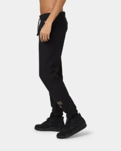 Champion Reverse Weave Collegiate Joggers Black/Gold -Champions Style 03009987 YB003 mens 0060