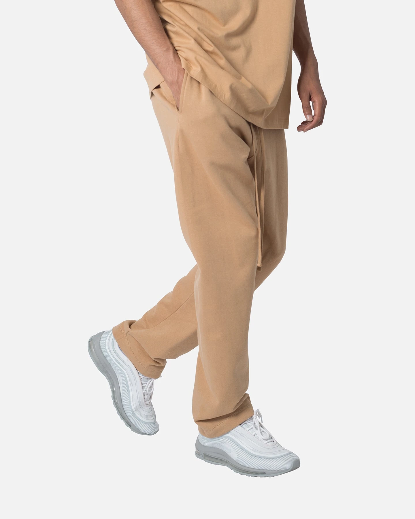MNML Relaxed Everyday Sweatpants Khaki 5 MNML Relaxed Everyday Sweatpants Khaki - Image 5