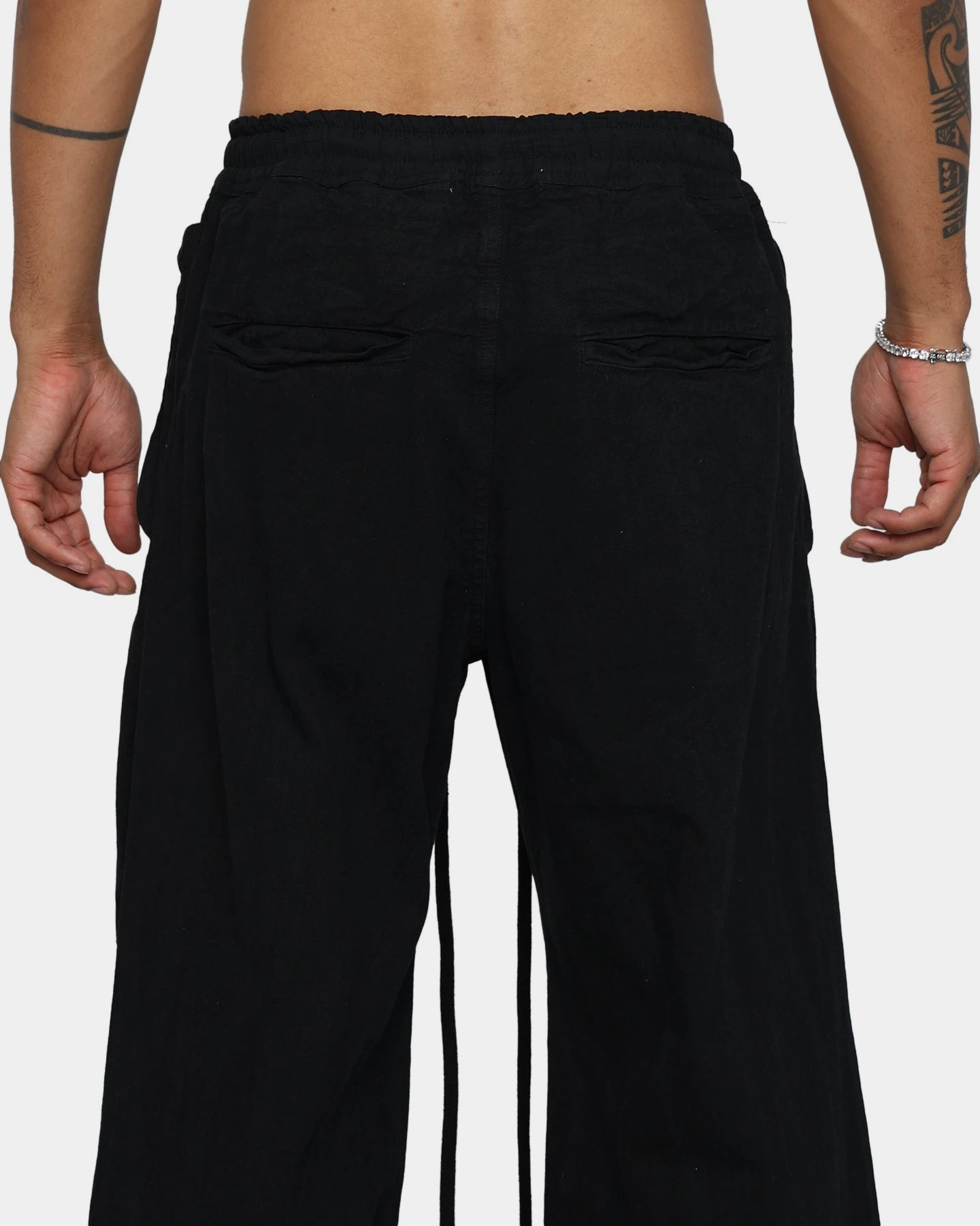 MNML Utility Cargo Pants Black 8 MNML Utility Cargo Pants Black - Image 8