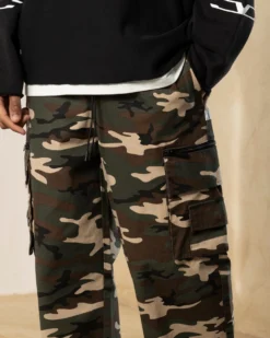 Carre Tactic Cargo Jogger Woodland Camo -Champions Style 03011207 YC040 mens 000040 scaled