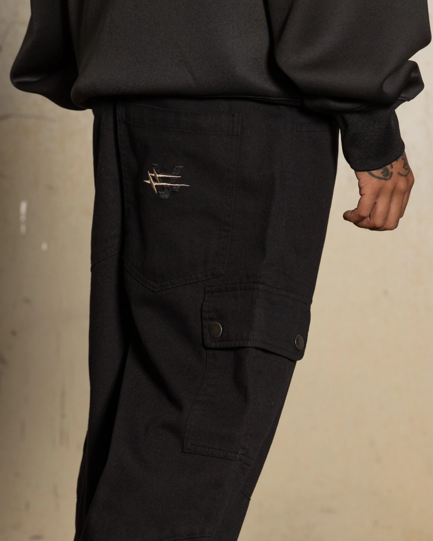 Loiter X The Anti Order Flow Cargo Pants Black 3 Loiter X The Anti Order Flow Cargo Pants Black - Image 3