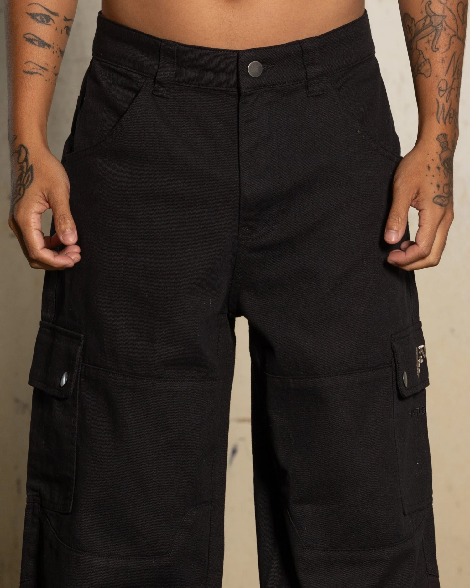 Loiter X The Anti Order Flow Cargo Pants Black 7 Loiter X The Anti Order Flow Cargo Pants Black - Image 7