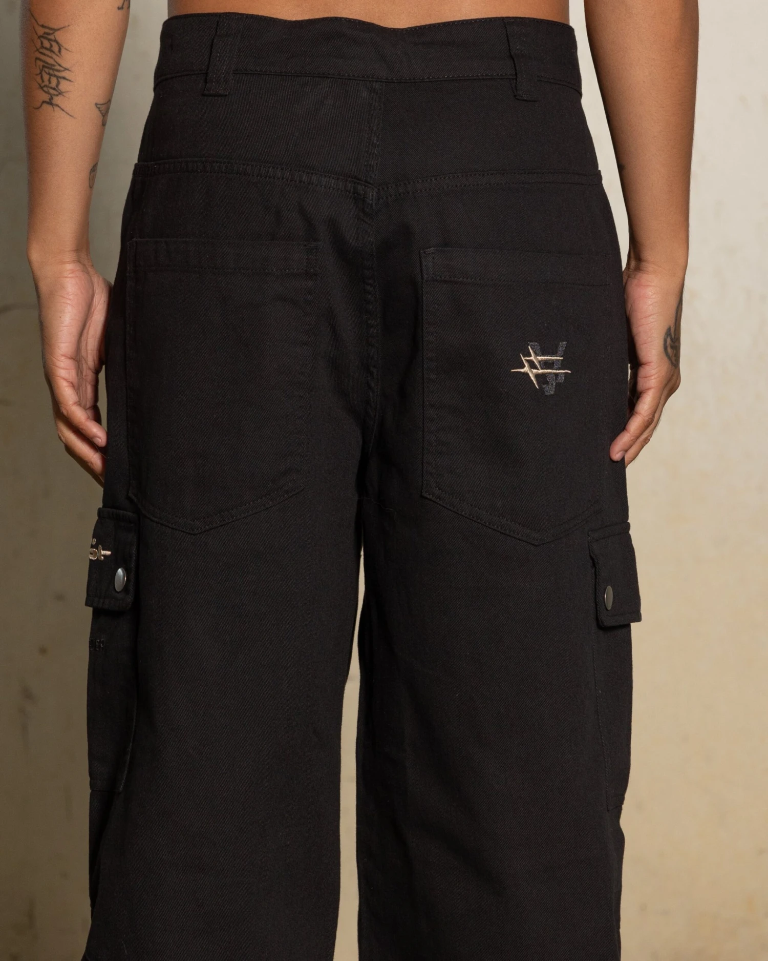 Loiter X The Anti Order Flow Cargo Pants Black 8 Loiter X The Anti Order Flow Cargo Pants Black - Image 8